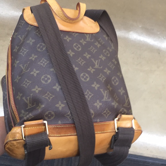 Louis Vuitton backpack - Picture 2 of 4